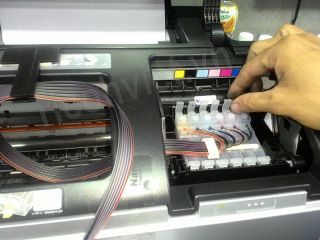 Xử lý sự cố mực trong máy in màu bị tắc